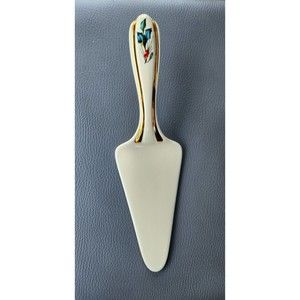 Lenox Cake Pie Server Winter Greetings Hand Paint Red Holy Pine  24K Gold Trim
